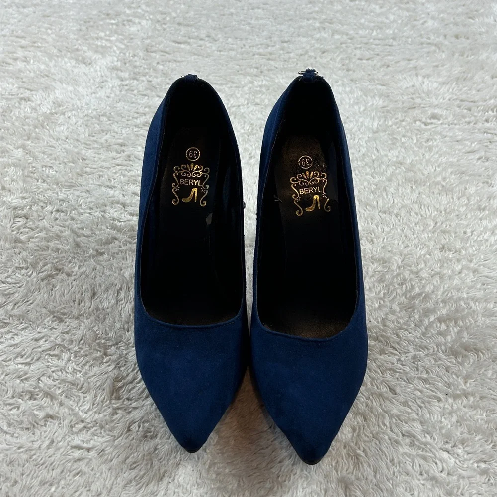 Beryl navy polue‎ pointed toe stiletto heels, size 39 or 7